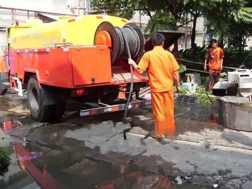 东莞市环卫车疏通清理化粪池电话号码